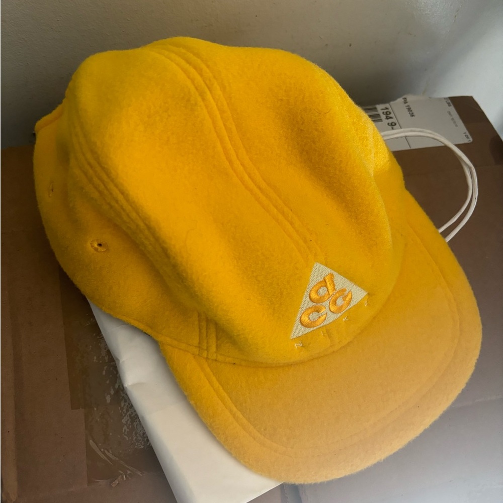 NIKE ACG HAT